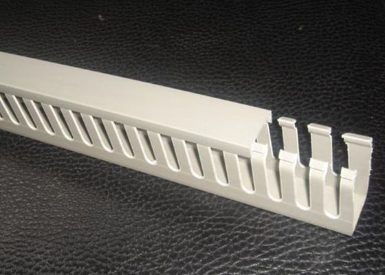 Porcellana Tubo protettivo per conduttori scanalato isolamento del PVC, larghezza X 60mm della canalizzazione 60 del cavo elettrico alti fornitore