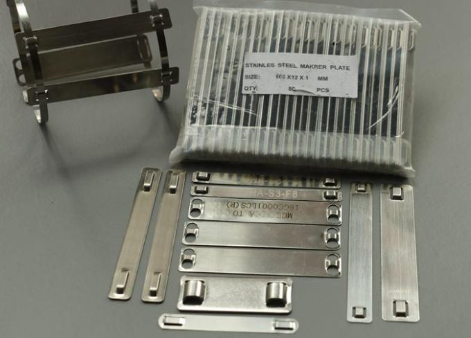 etichette del cavo del metallo di larghezza di 15mm, 316 etichette del condotto dell'acciaio inossidabile con due fori